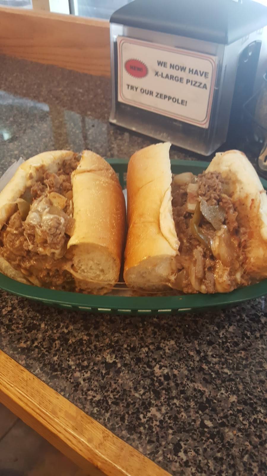 Franzones Pizzeria | restaurant | 114 Levering St, Manayunk, PA 19127, USA | 2155081050 OR +1 215-508-1050