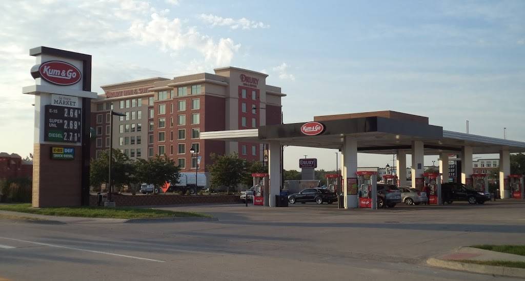 Kum & Go | meal takeaway | 822 1st Ave, Coralville, IA 52241, USA | 3193513771 OR +1 319-351-3771