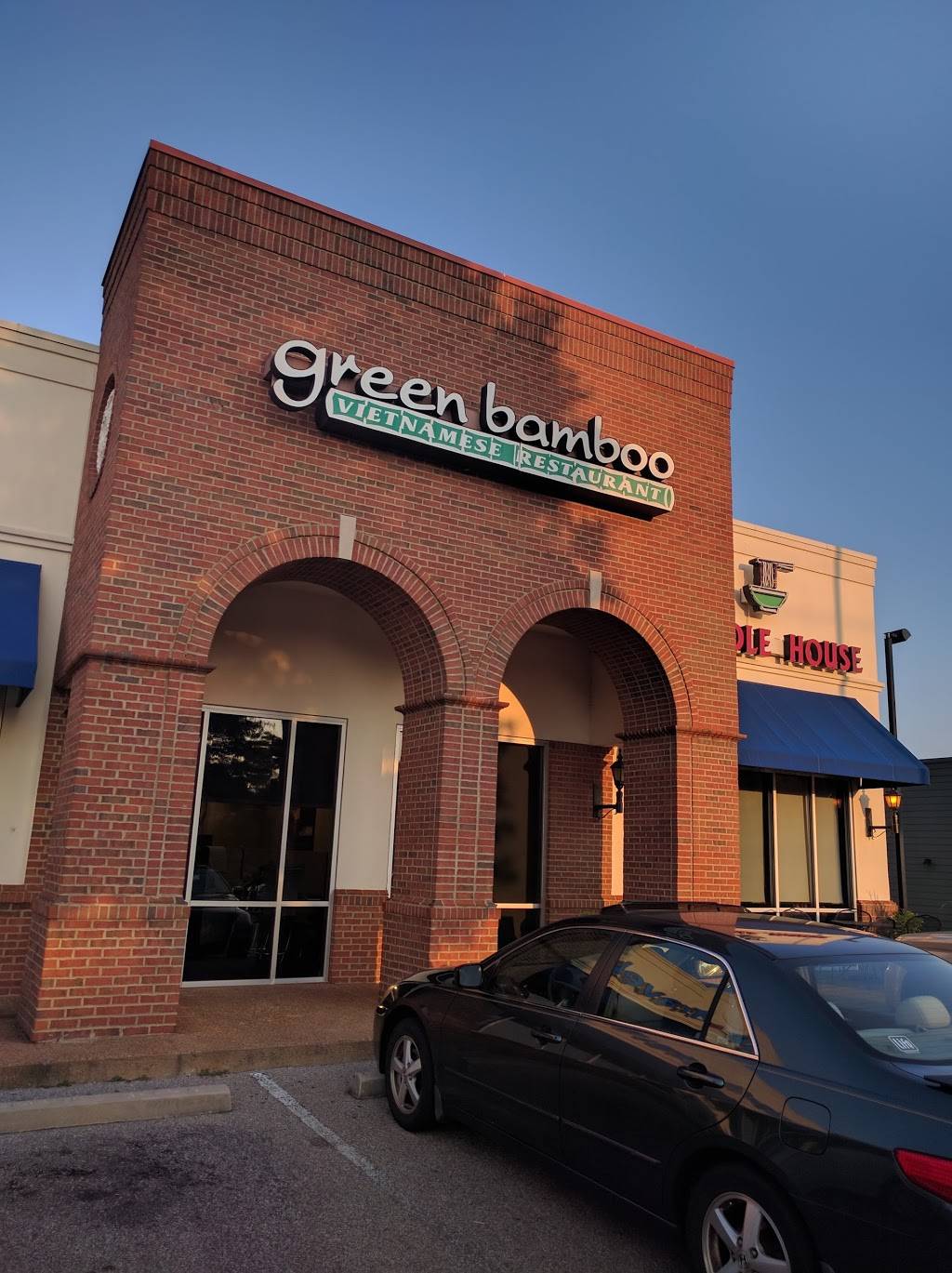 Green Bamboo Noodle House | restaurant | 990 N Germantown Pkwy #104, Cordova, TN 38018, USA | 9017535488 OR +1 901-753-5488