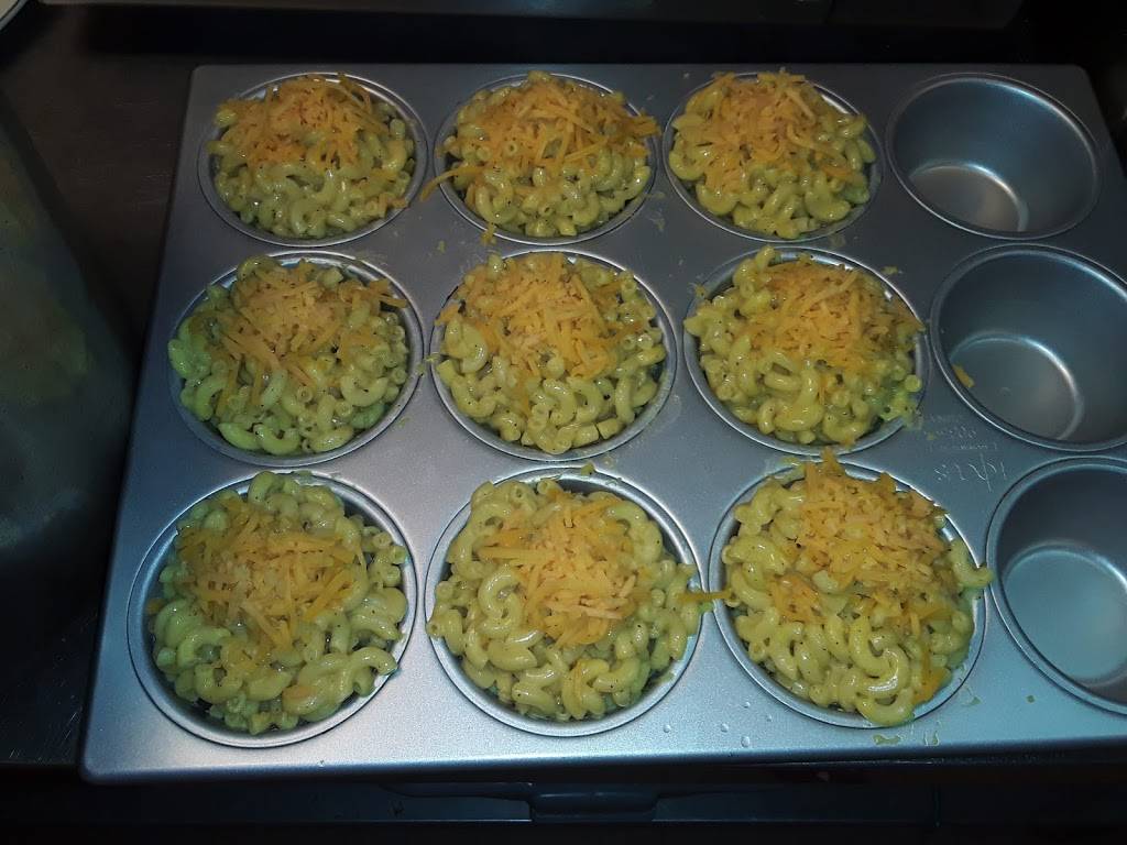 Down De Islands Caribbean Restaurant | restaurant | 11745 Jefferson Ave Ste 8, Newport News, VA 23606, USA | 7575949511 OR +1 757-594-9511