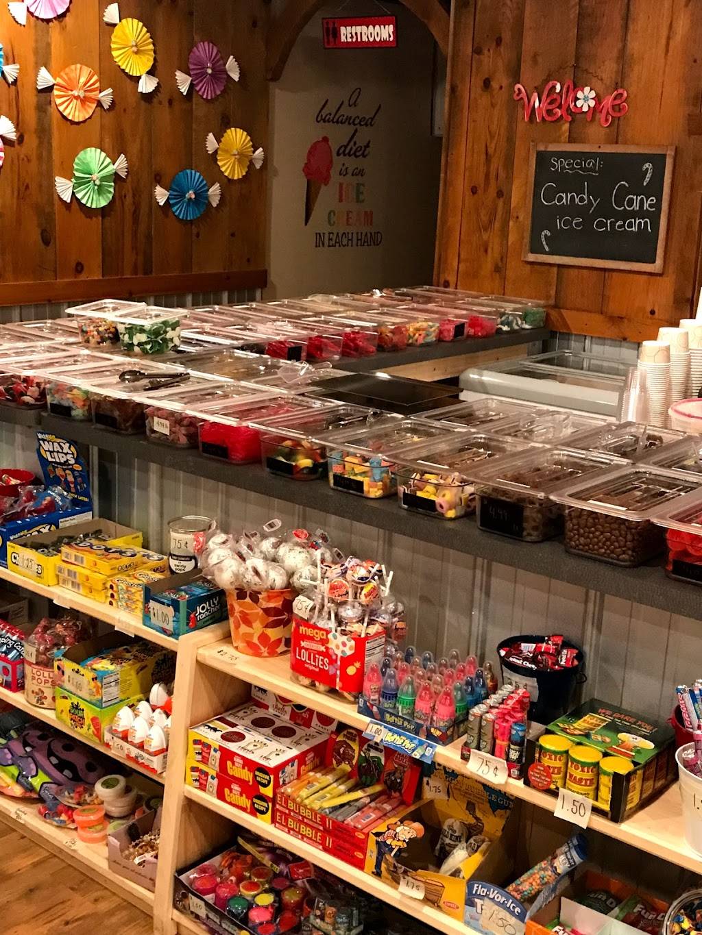 Sweet Treats & More, LLC & Rachel’s Soft Pretzels | restaurant | 72 N Market St, Elizabethville, PA 17023, USA | 7178822152 OR +1 717-882-2152