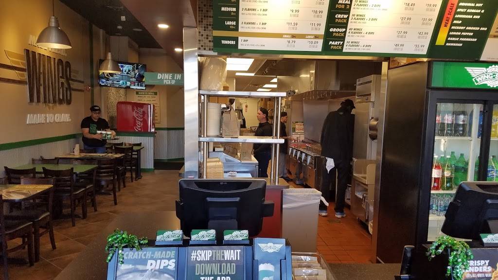 Wingstop | restaurant | 581 Second St, Manchester, NH 03102, USA | 6039453173 OR +1 603-945-3173