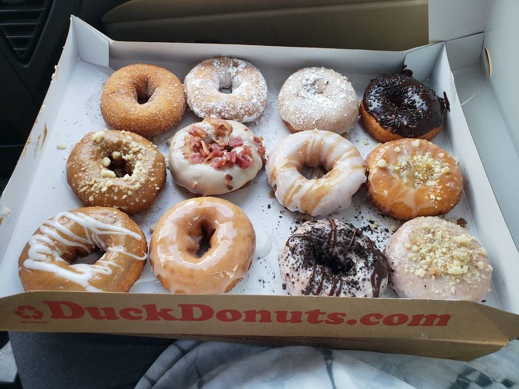 Duck Donuts - Cross Hill Market | bakery | Cross Hill Market, 702 Cross Hill Rd 100 B, Columbia, SC 29205, USA | 8038887424 OR +1 803-888-7424