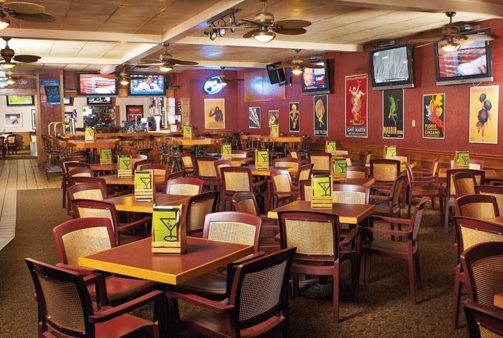 Edelweiss Tavern | restaurant | 600 Doon Village Rd, Kitchener, ON N2P 1G6, Canada | 5197480221 OR +1 519-748-0221