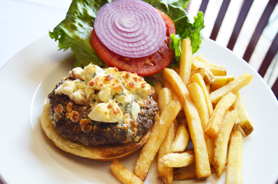 Runyons | meal delivery | 9810 W Sample Rd, Coral Springs, FL 33065, USA | 9547522333 OR +1 954-752-2333