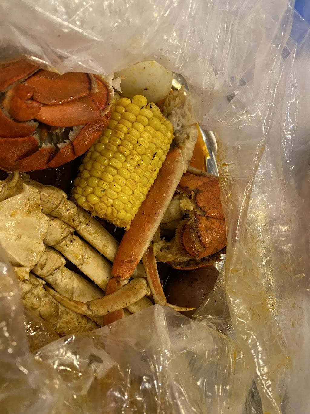 Yummy Crab | restaurant | 3165 S Dirksen Pkwy, Springfield, IL 62703, USA | 2175721766 OR +1 217-572-1766