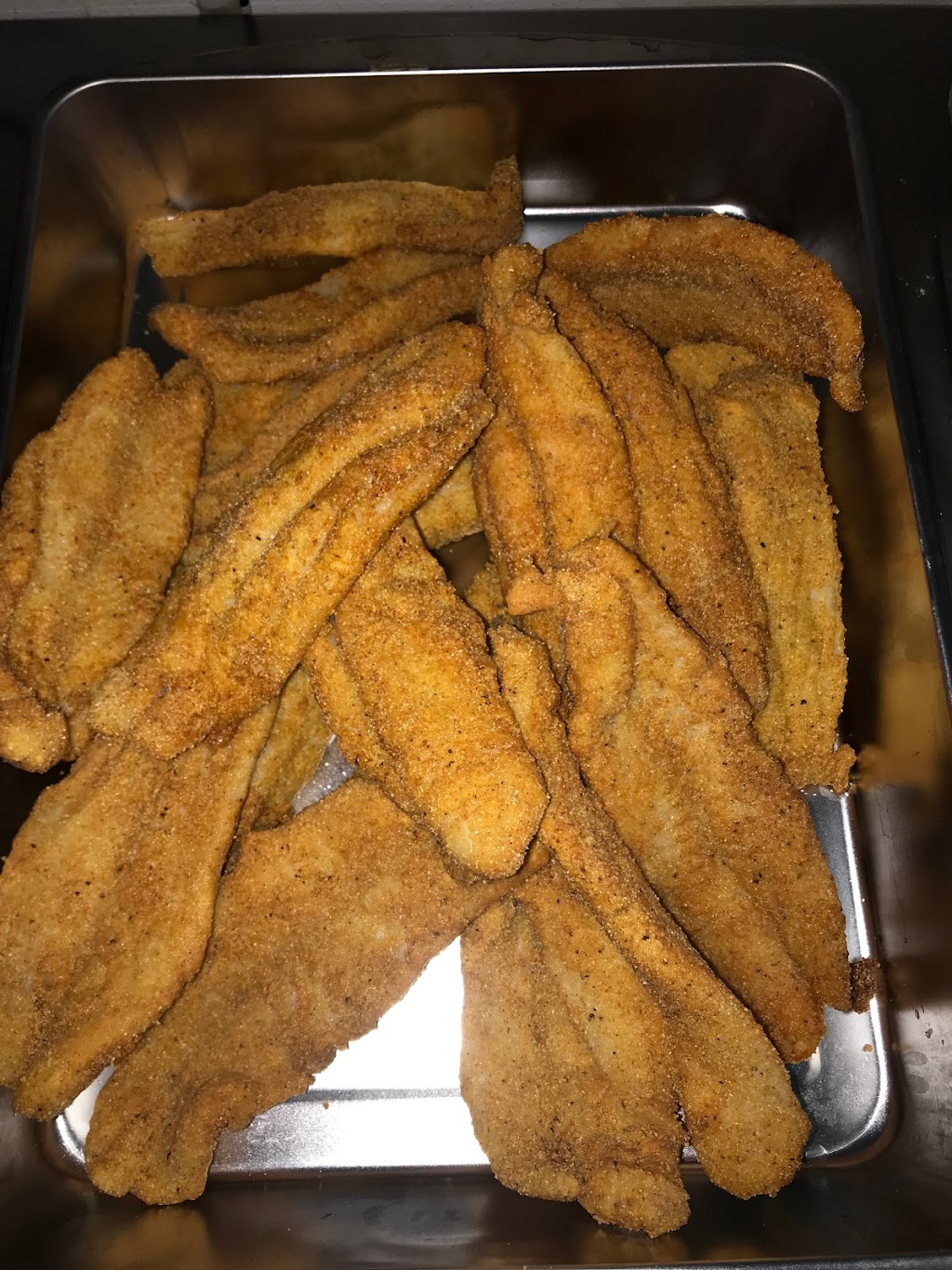 Island Fish and Grits | restaurant | 3300 N Pace Blvd Suite 50, Pensacola, FL 32505, USA | 8504380041 OR +1 850-438-0041