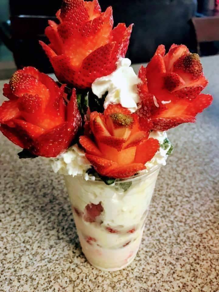 Yolis Snacks | restaurant | 8584 S Mendocino Ave, Parlier, CA 93648, USA | 5597256245 OR +1 559-725-6245