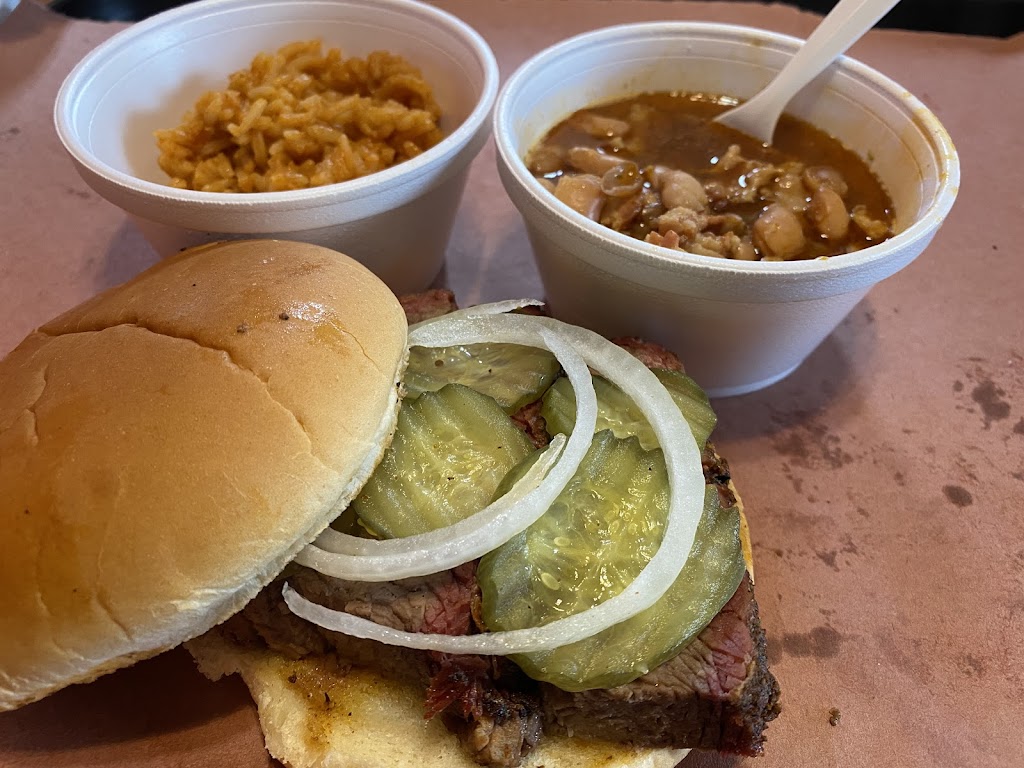 Cool Arrows Bbq | restaurant | 10117 Leopard St, Corpus Christi, TX 78410, USA | 3615044118 OR +1 361-504-4118