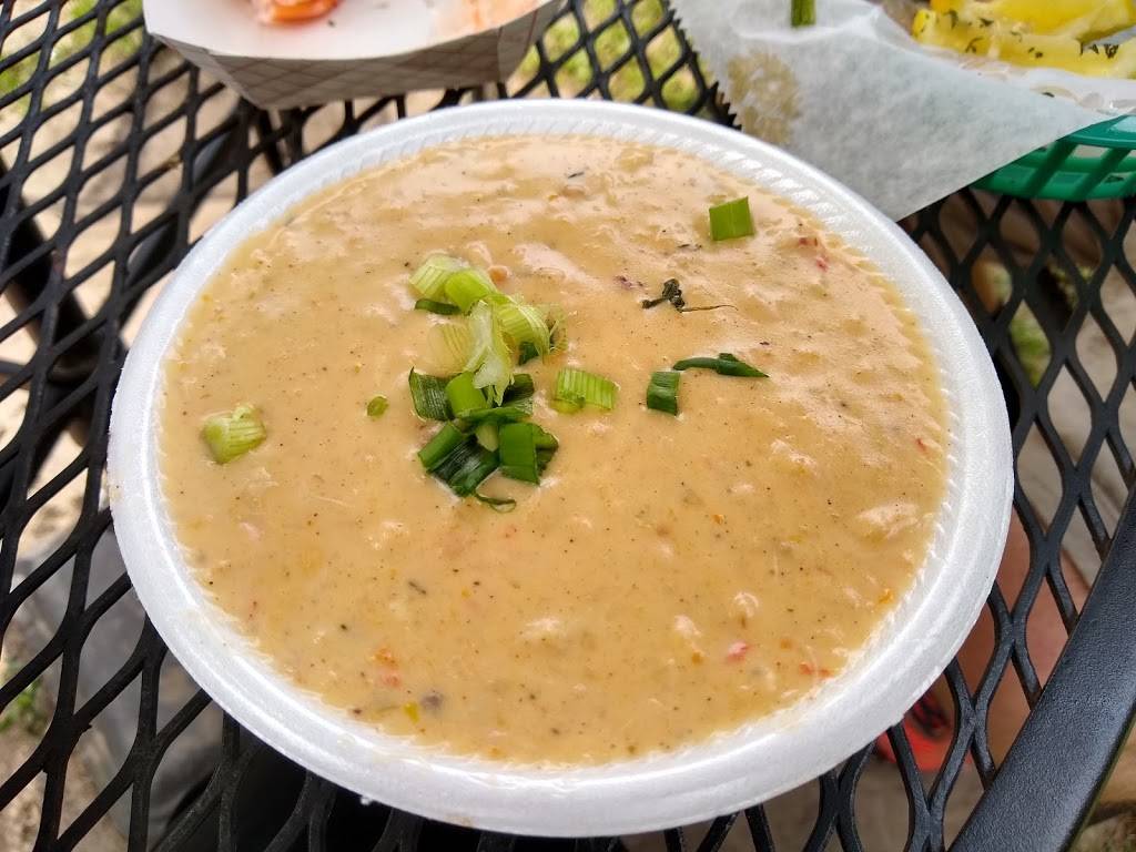 Lucy Bells | restaurant | 111 Benjies Point Rd, Daufuskie Island, SC 29915, USA | 8433416477 OR +1 843-341-6477