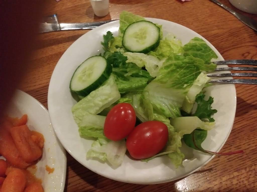 Cracker Barrel Old Country Store | restaurant | 123 SW Loop 410, San Antonio, TX 78245, USA | 2105218940 OR +1 210-521-8940