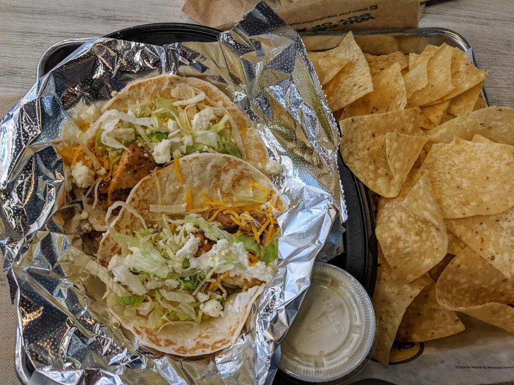 Moes Southwest Grill | restaurant | 1551 Premium Outlets Blvd, Norfolk, VA 23502, USA | 7574592022 OR +1 757-459-2022