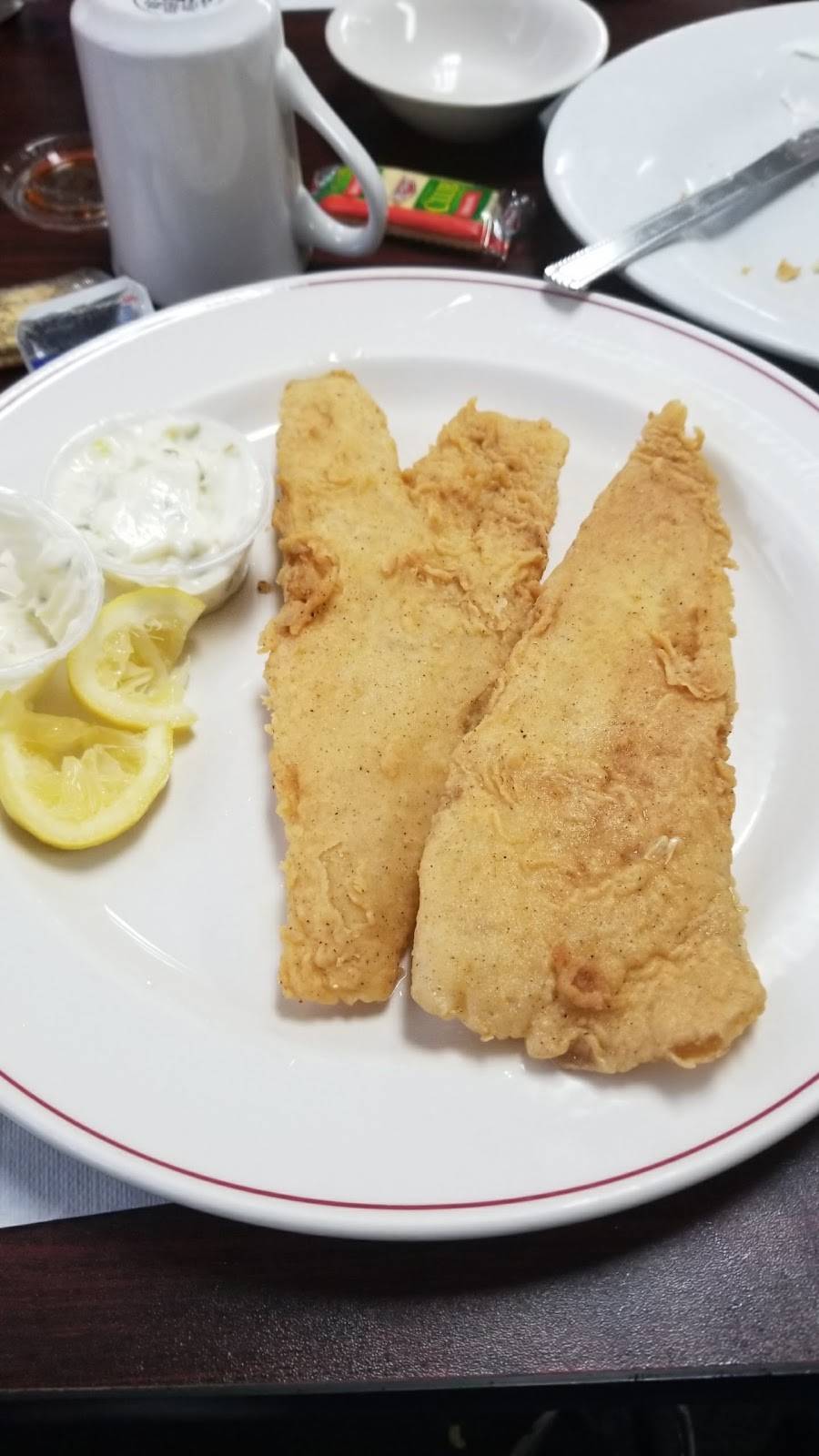 Fillin Station | restaurant | 2400 Washington Rd, Washington, IL 61571, USA | 3097179069 OR +1 309-717-9069