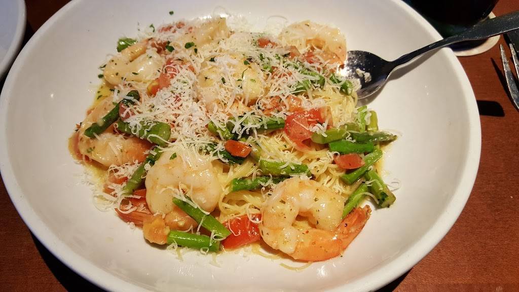 Olive Garden Italian Restaurant | meal takeaway | BRANDON MALL, 2602 W Brandon Blvd, Brandon, FL 33511, USA | 8136855900 OR +1 813-685-5900