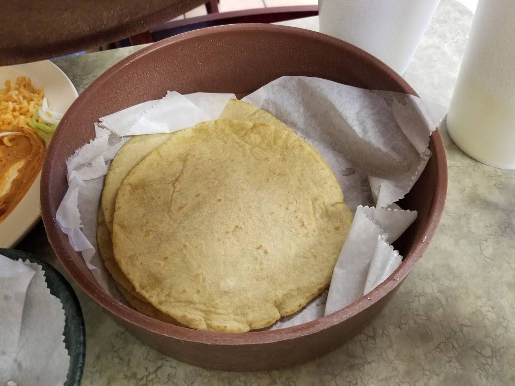 Los Portales | restaurant | 2 E Main St, Chicago Heights, IL 60411, USA | 7087547004 OR +1 708-754-7004