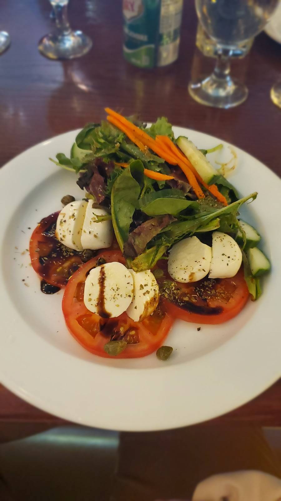 Village Trattoria | restaurant | 4903 Dundas St W, Etobicoke, ON M9A 1B4, Canada | 4162362609 OR +1 416-236-2609