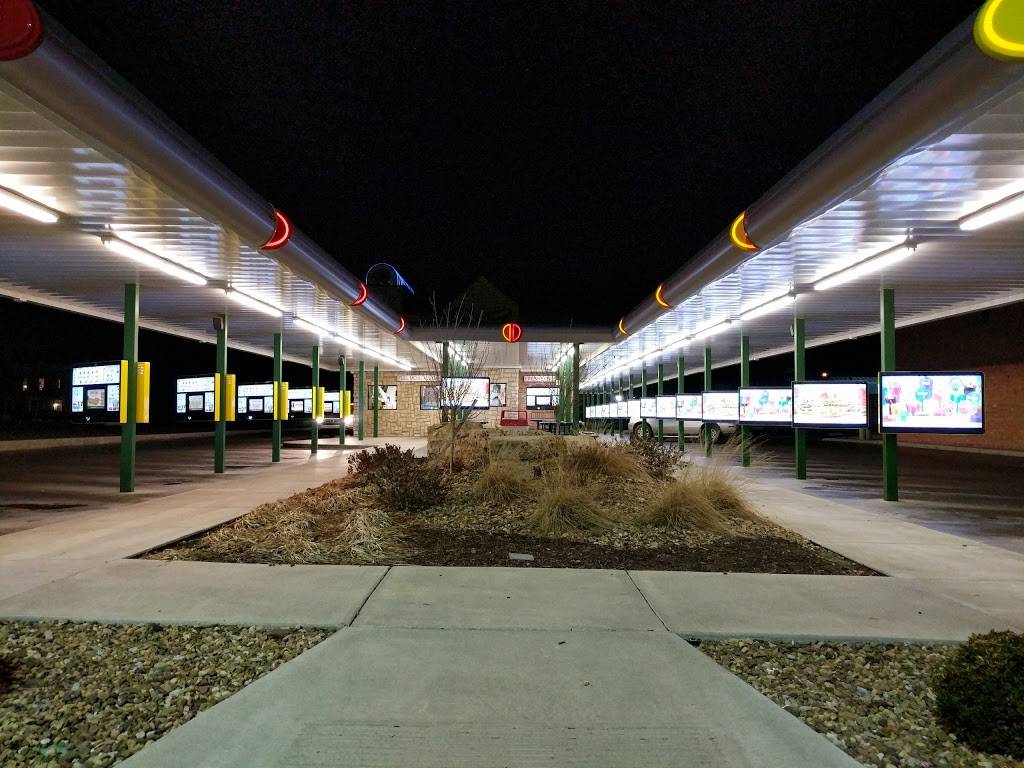 Sonic Drive-In | restaurant | 310 S Santa Fe Ave, Salina, KS 67401, USA | 7858259614 OR +1 785-825-9614