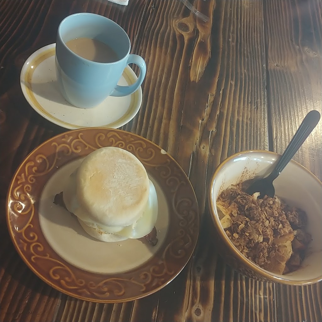 The Mazo Grind | cafe | 603 W Commercial St, Mazomanie, WI 53560, USA | 6084011137 OR +1 608-401-1137