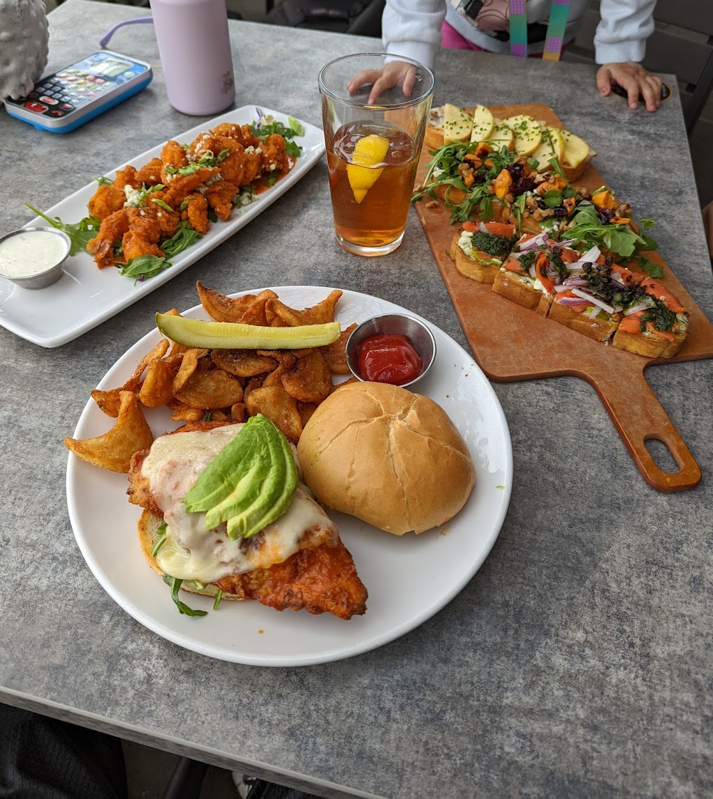 Murrayhill Taphouse | restaurant | 14550 SW Murray Scholls Dr, Beaverton, OR 97007, USA | 5039419851 OR +1 503-941-9851