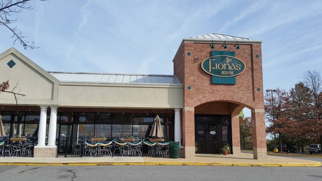 Fionas Irish Pub | restaurant | 5810 Kingstowne Center, Alexandria, VA 22315, USA | 7038883900 OR +1 703-888-3900