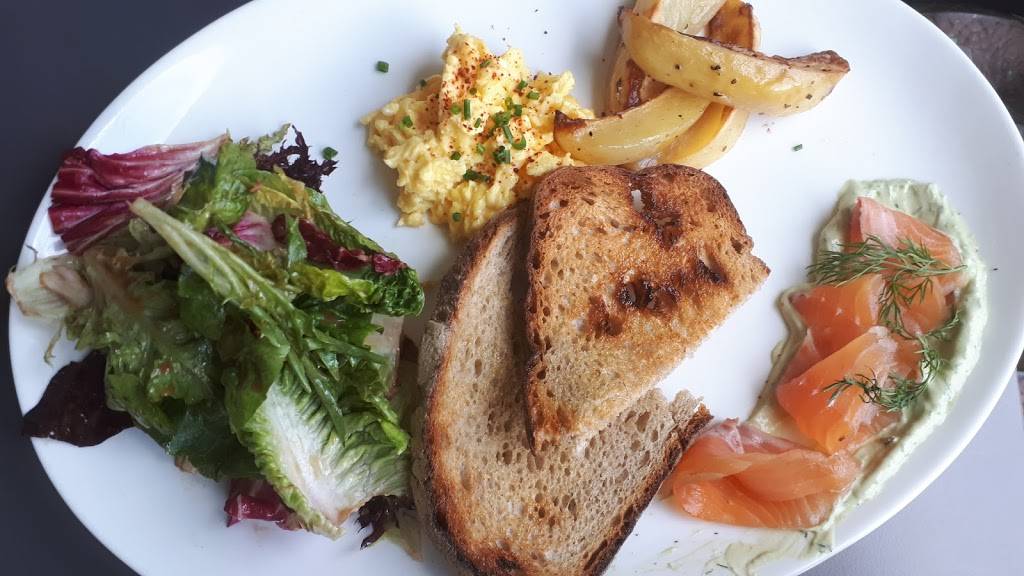 Santa Barbara | restaurant | 6696 Rue de Saint-Vallier, Montréal, QC H2S 2P7, Canada | 5142734555 OR +1 514-273-4555