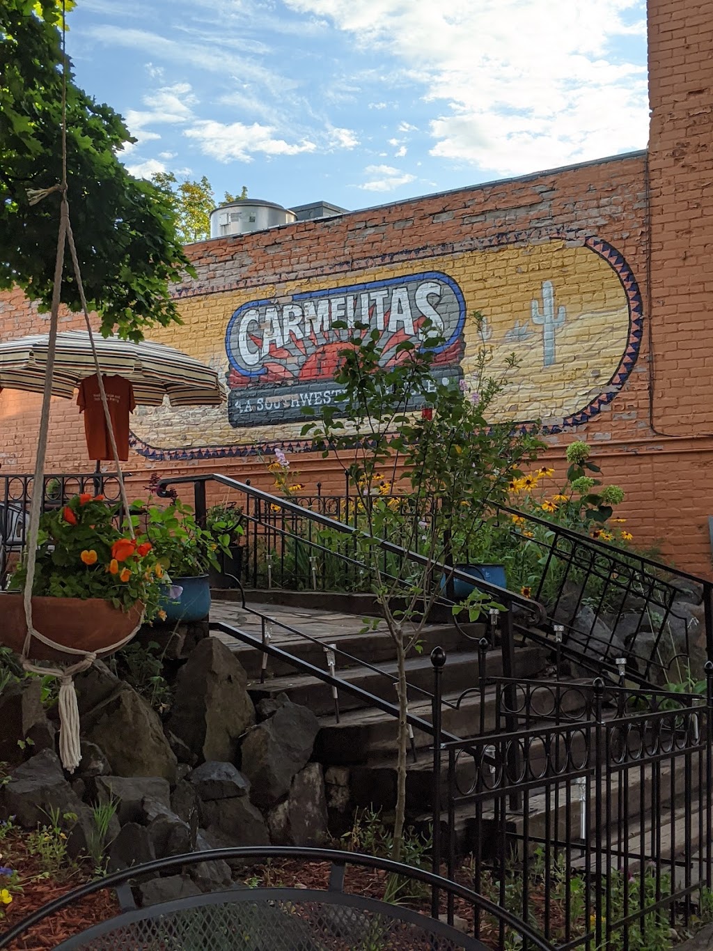 Carmelitas | restaurant | 618 Oak St, Calumet, MI 49913, USA | 9063374025 OR +1 906-337-4025