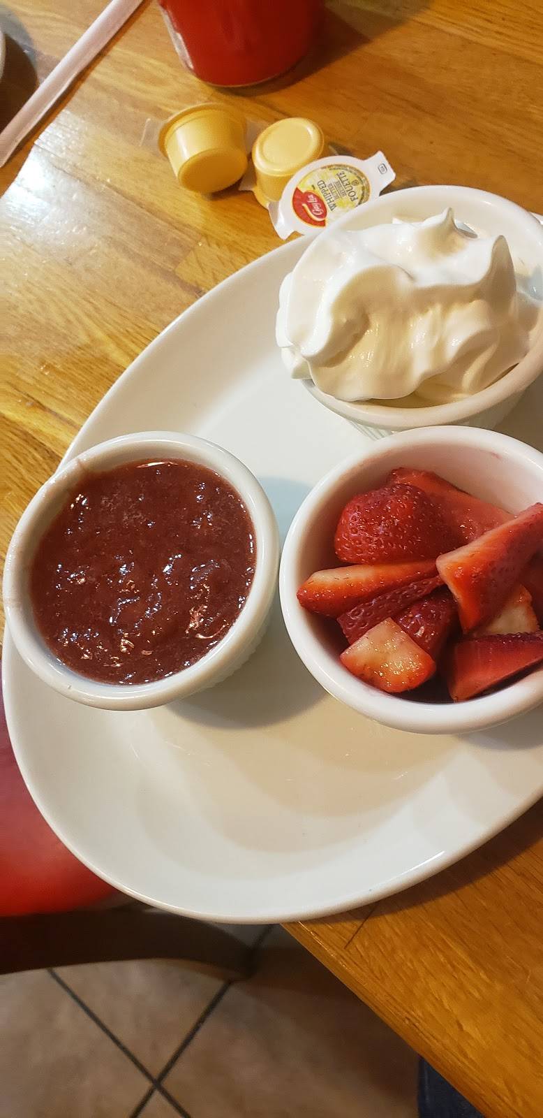 Sunset Grill | restaurant | 1602 Danforth Ave, Toronto, ON M4C 1H6, Canada | 4164660648 OR +1 416-466-0648