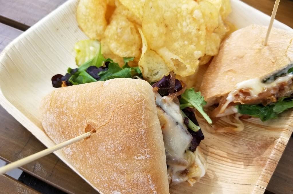 Hive Garden Bistro | restaurant | 1007 York St, Denver, CO 80206, USA | 7208653500 OR +1 720-865-3500