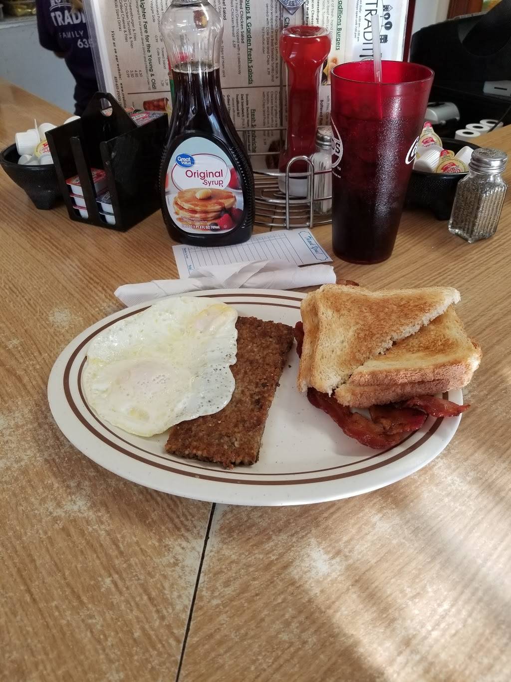 Traditions Family Restaurant | restaurant | 11500 Alexandria Pike, Alexandria, KY 41001, USA | 8596353663 OR +1 859-635-3663