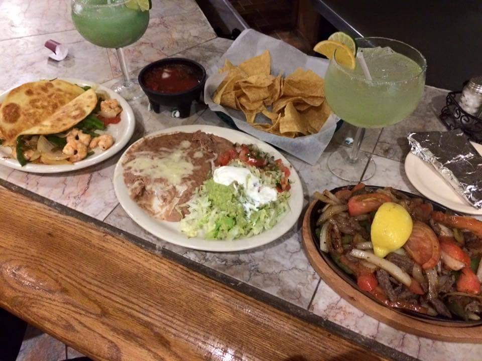 El Rodeo | restaurant | 11677 Fox Rd, Indianapolis, IN 46236, USA | 3178235167 OR +1 317-823-5167