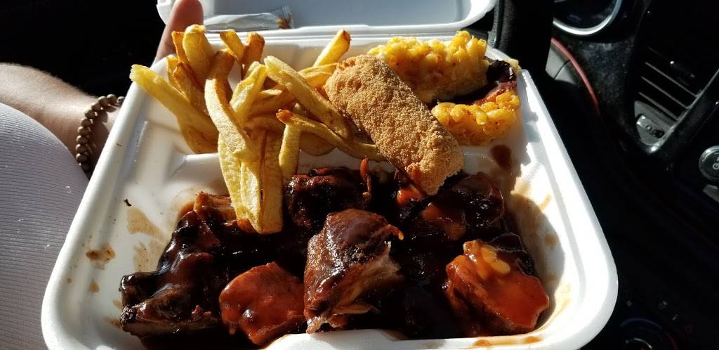 Soul Foo Young | restaurant | 1216 W Owens Ave, Las Vegas, NV 89106, USA | 7025390333 OR +1 702-539-0333