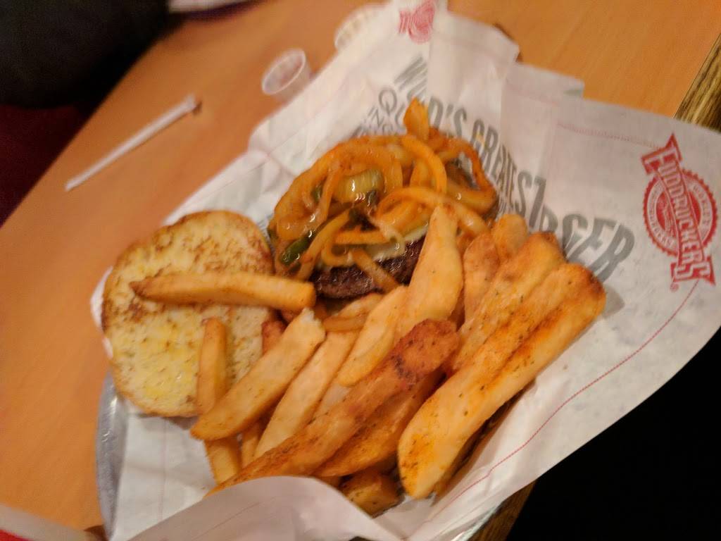 Fuddruckers | restaurant | 819 Ellsworth Dr, Silver Spring, MD 20910, USA | 2404505990 OR +1 240-450-5990