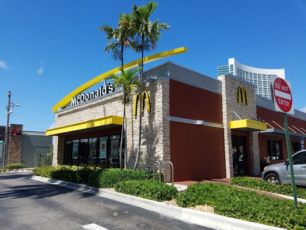 McDonalds | cafe | 3501 Biscayne Blvd, Miami, FL 33137, USA | 3055736064 OR +1 305-573-6064