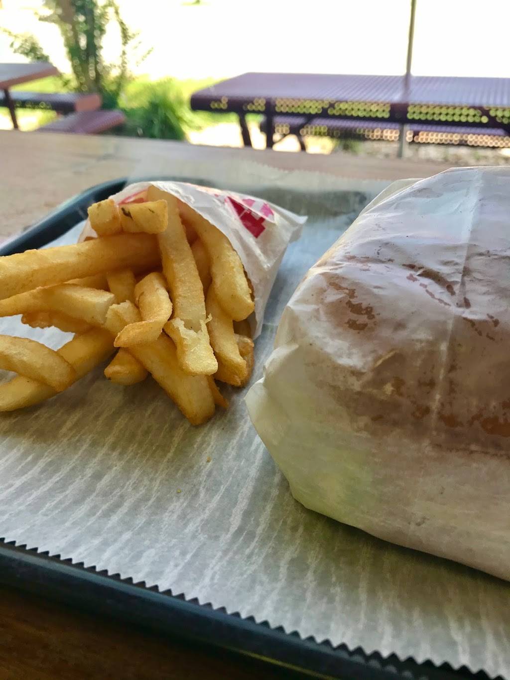 What-A-Burger | restaurant | 1901 Advantage Dr, Prince George, VA 23875, USA | 8048632233 OR +1 804-863-2233