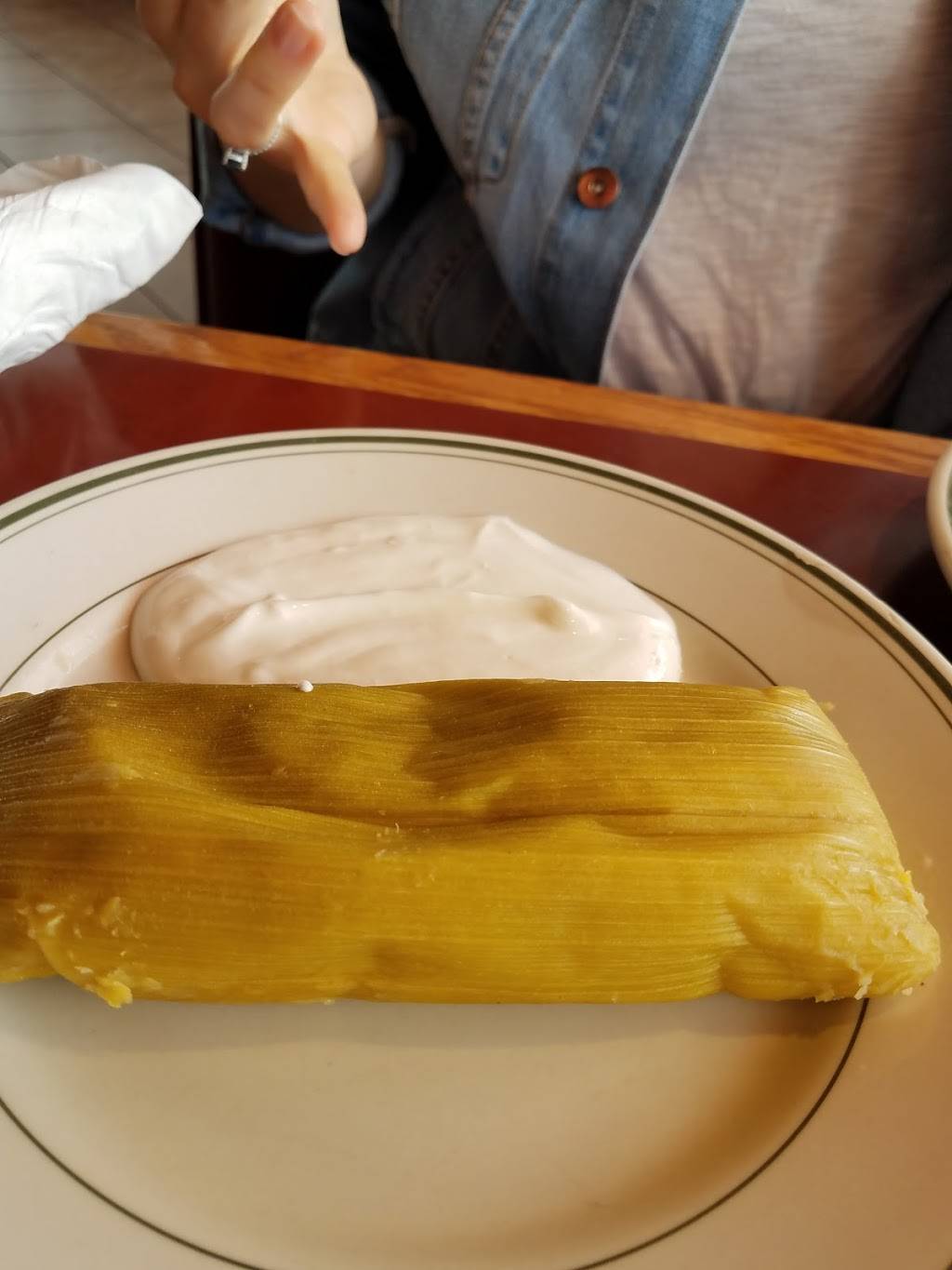 Irenes Pupusas | restaurant | 12391 Georgia Ave, Glenmont, MD 20906, USA | 3019333939 OR +1 301-933-3939