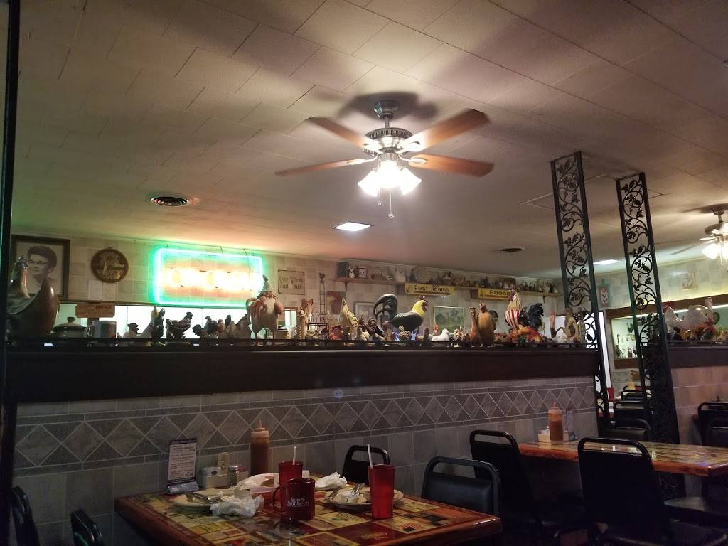 Chicken Annies Girard | restaurant | 498 E 47 Hwy, Girard, KS 66743, USA | 6207244090 OR +1 620-724-4090