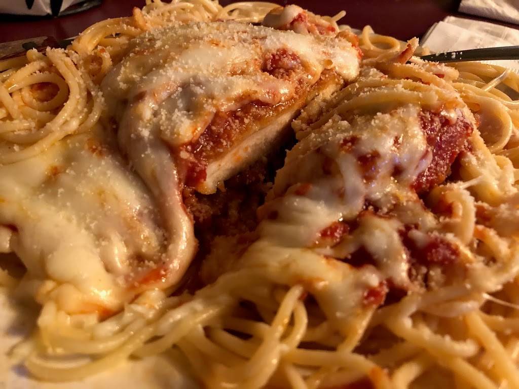 Serras Pizzeria | restaurant | 12218 McKelvey Rd, Maryland Heights, MO 63043, USA | 3147390881 OR +1 314-739-0881