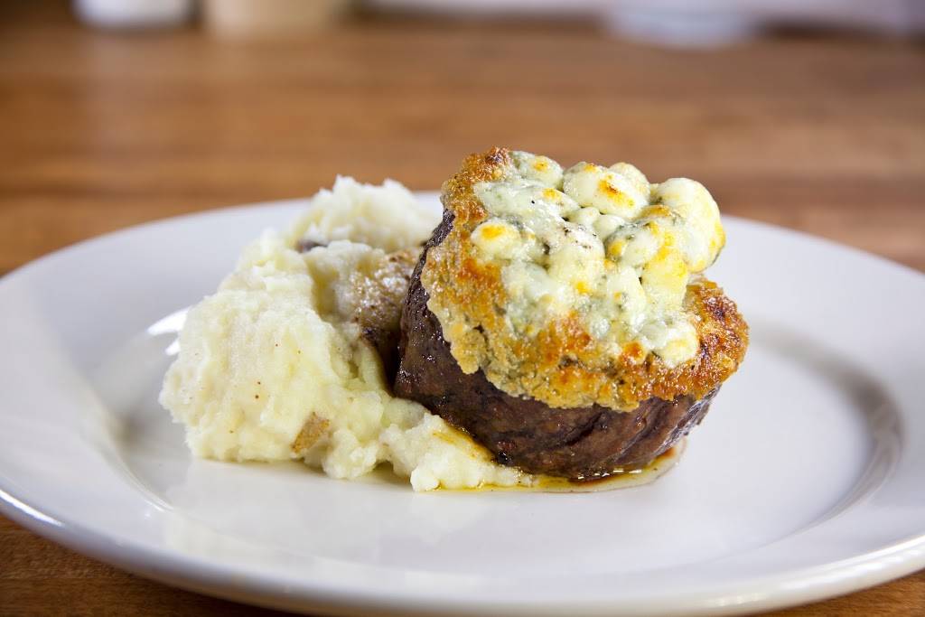 The White Chocolate Grill | restaurant | 1803 Freedom Dr, Naperville, IL 60563, USA | 6305058300 OR +1 630-505-8300