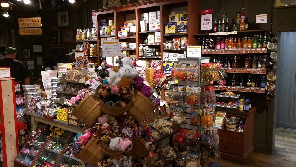 Cracker Barrel Old Country Store | restaurant | 18531 N Creek Dr, Tinley Park, IL 60477, USA | 7086148066 OR +1 708-614-8066