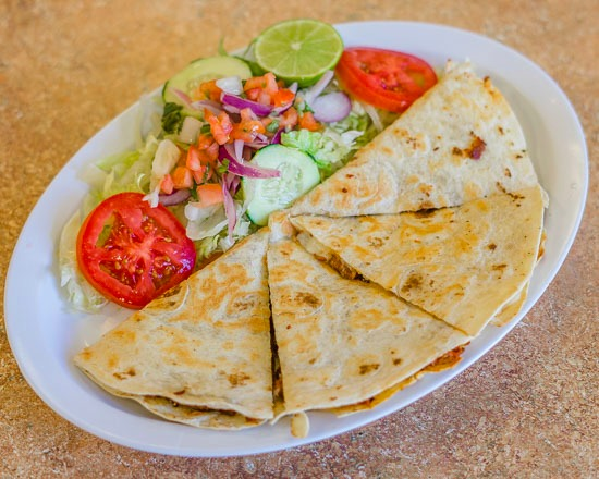 Mi Tierrita Sabor Latino | restaurant | 1125 E Sugar Creek Rd, Charlotte, NC 28205, USA | 7043757161 OR +1 704-375-7161