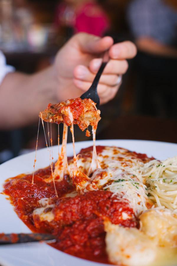 Brooklyn Boys Pizzeria & Restaurant | restaurant | 20800 N John Wayne Pkwy, Maricopa, AZ 85139, USA | 5208686800 OR +1 520-868-6800