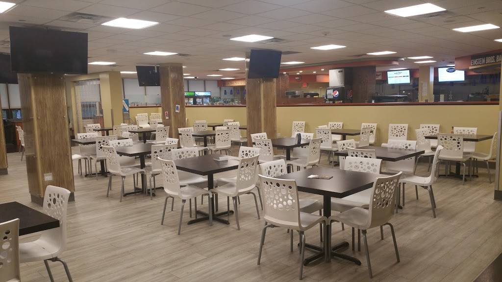 Einstein Bros. Bagels | cafe | 555 Broadway, Dobbs Ferry, NY 10522, USA | 9146747251 OR +1 914-674-7251