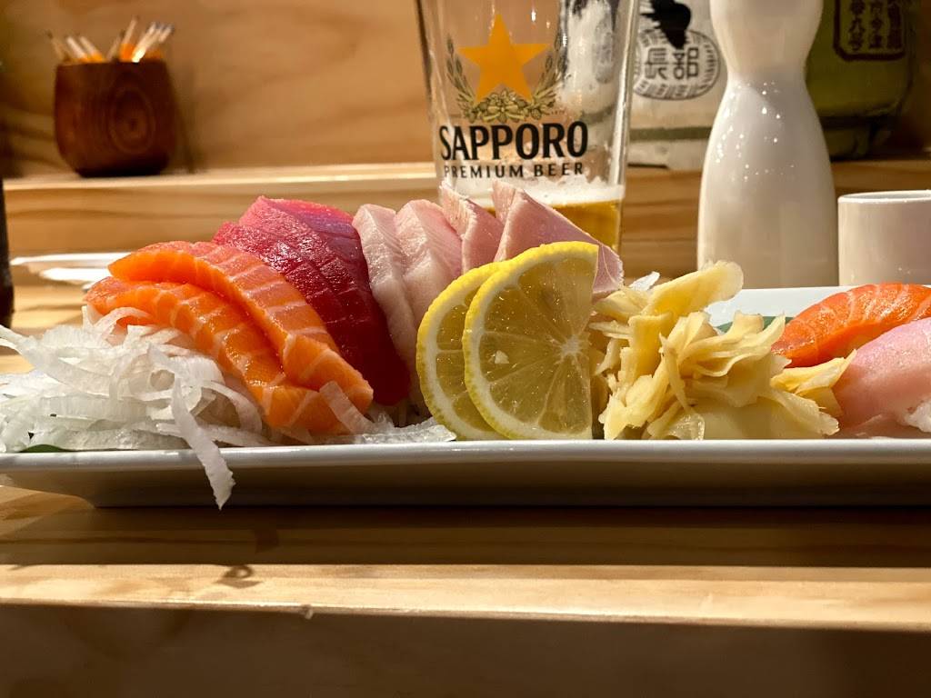 Ugly Tuna Sushi | restaurant | 15459 W Bell Rd #113, Surprise, AZ 85374, USA | 6232481957 OR +1 623-248-1957