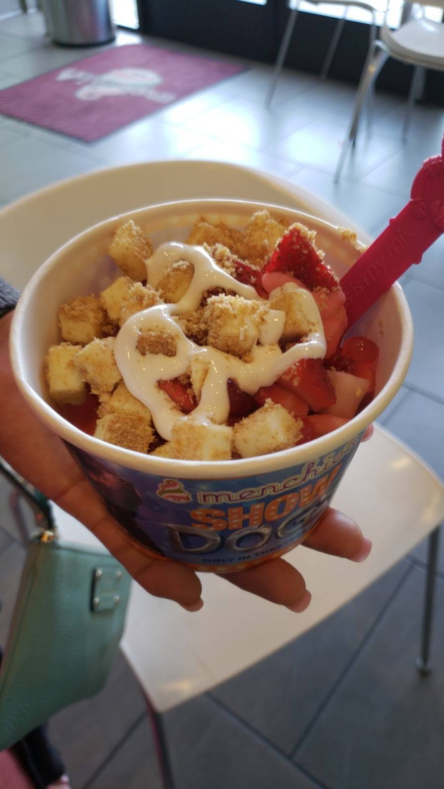 Menchies Frozen Yogurt | bakery | 10122 Carmenita Rd, Whittier, CA 90605, USA | 5629444700 OR +1 562-944-4700