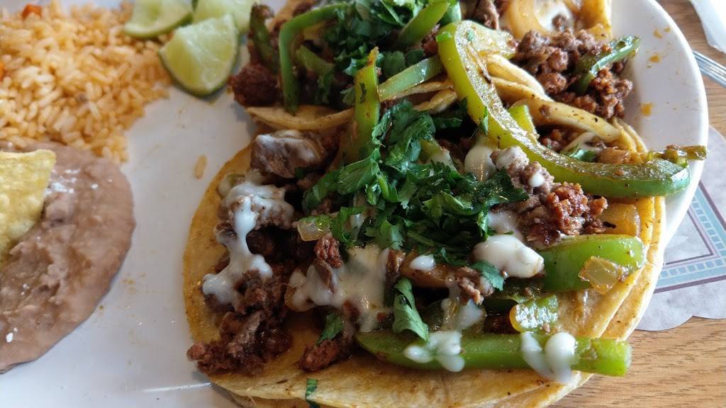 La Parrilla | restaurant | 4661 Old Tavern Rd, Lisle, IL 60532, USA | 6307789780 OR +1 630-778-9780