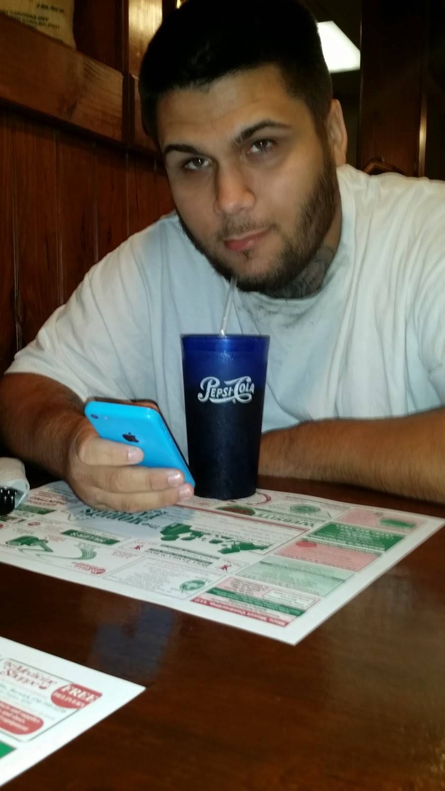 Morris Family Restaurant | restaurant | 1001 N Mulberry St, Berwick, PA 18603, USA | 5707520453 OR +1 570-752-0453