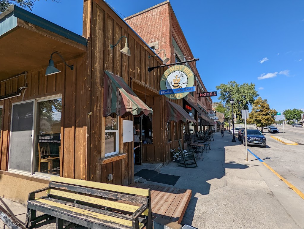 Busy Bee Cafe | restaurant | 10 N Main St, Buffalo, WY 82834, USA | 3076840451 OR +1 307-684-0451