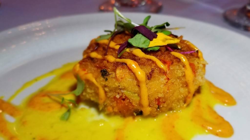 Maison Martinique Fine Dining | restaurant | 1603 Ocean Dr, Vero Beach, FL 32963, USA | 7722317299 OR +1 772-231-7299