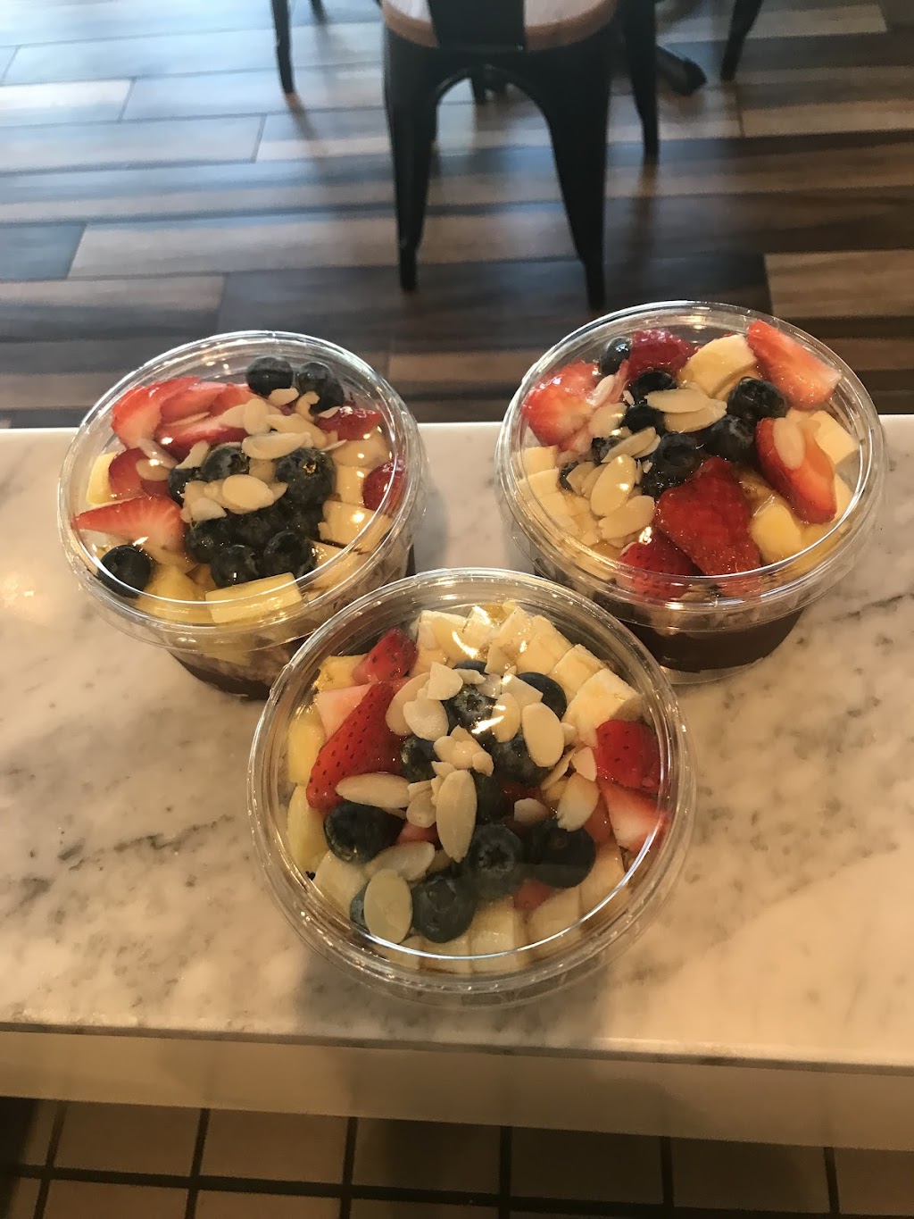 Senberry Coffee & Acai Bowls | bakery | 6463 Old Beulah St, Alexandria, VA 22315, USA | 7033374733 OR +1 703-337-4733