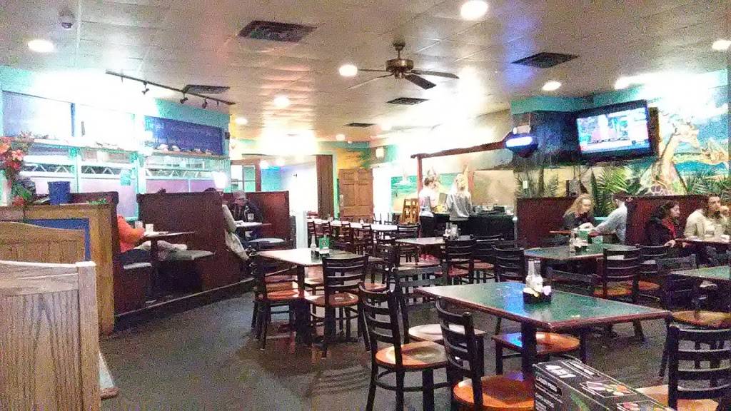 Big Lick Tropical Grill | restaurant | 4001 Murray Pl, Lynchburg, VA 24501, USA | 4345283604 OR +1 434-528-3604